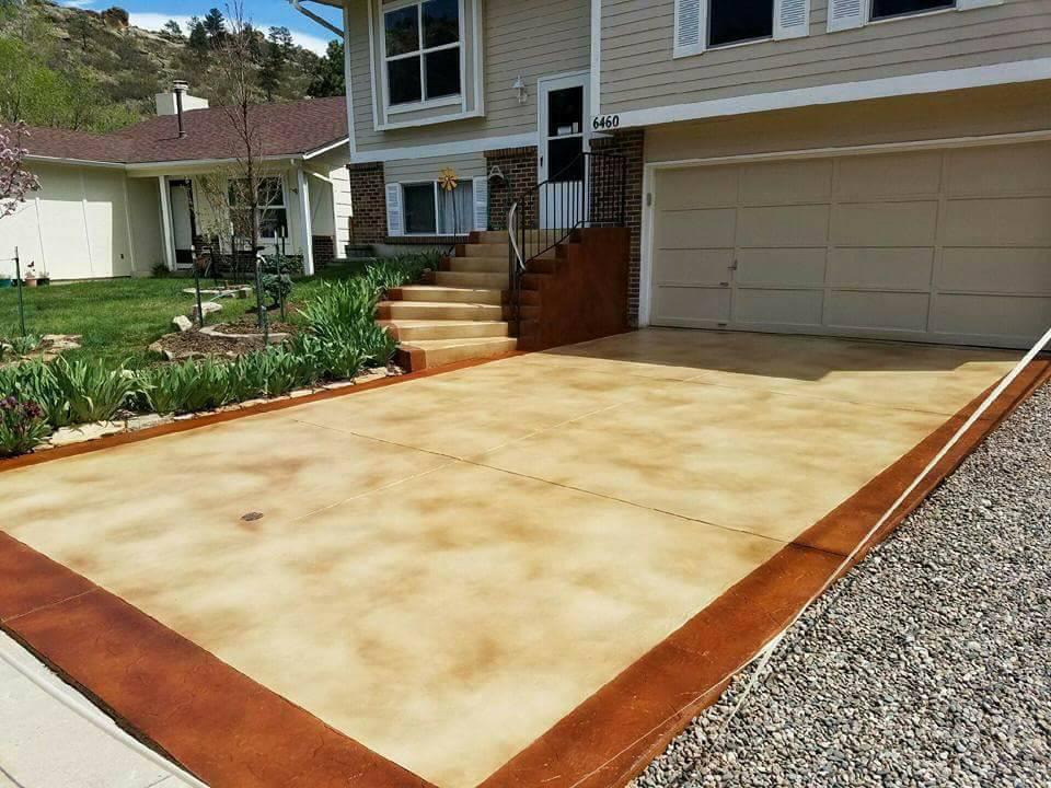 Cream and rust solid body driveway