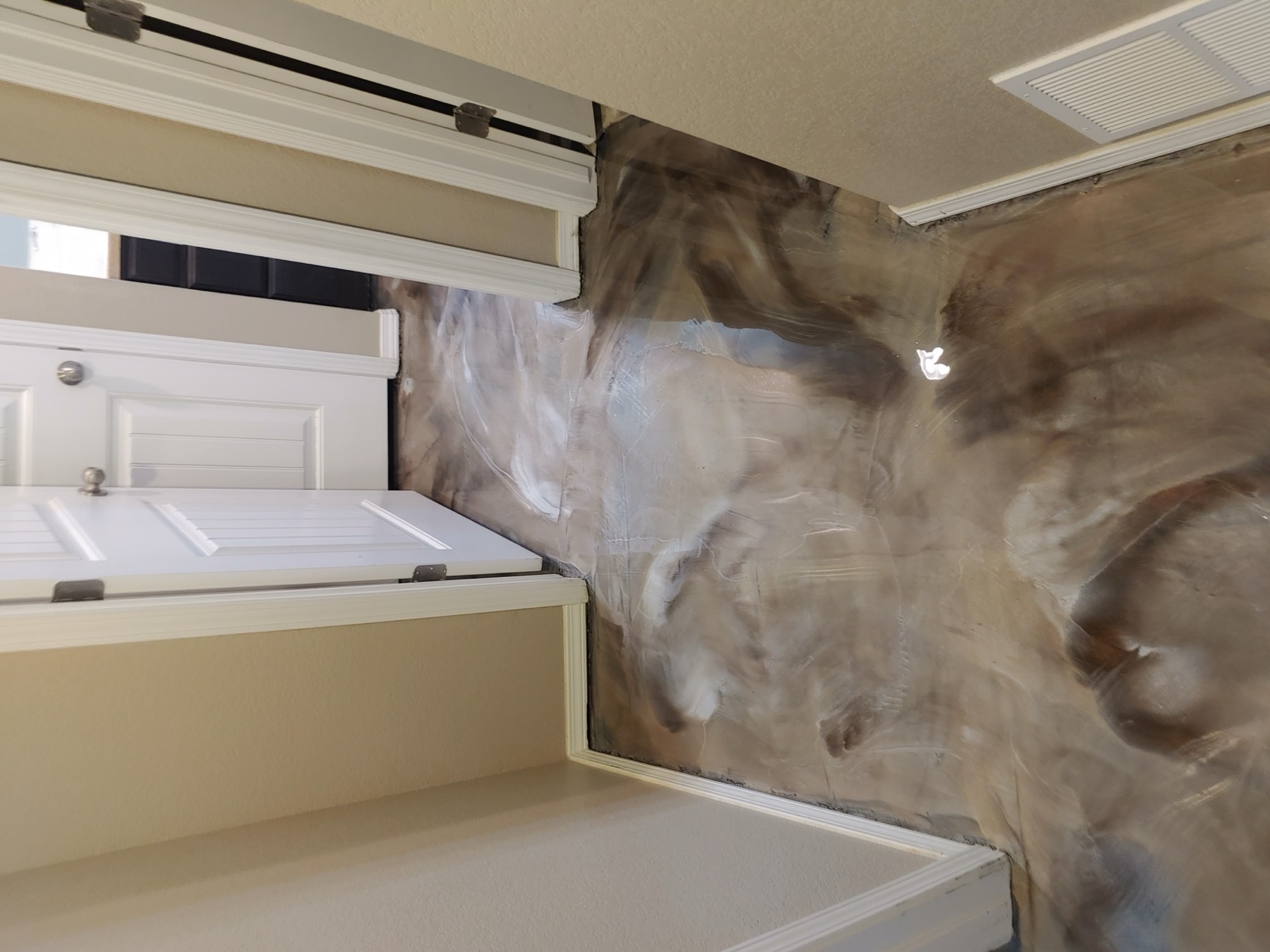 Metallic epoxy